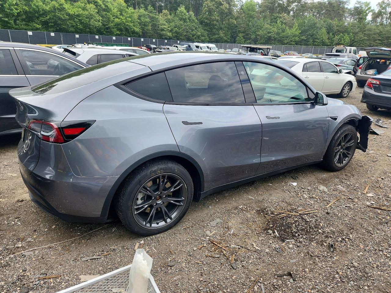 2024 Tesla Model Y - Image 3