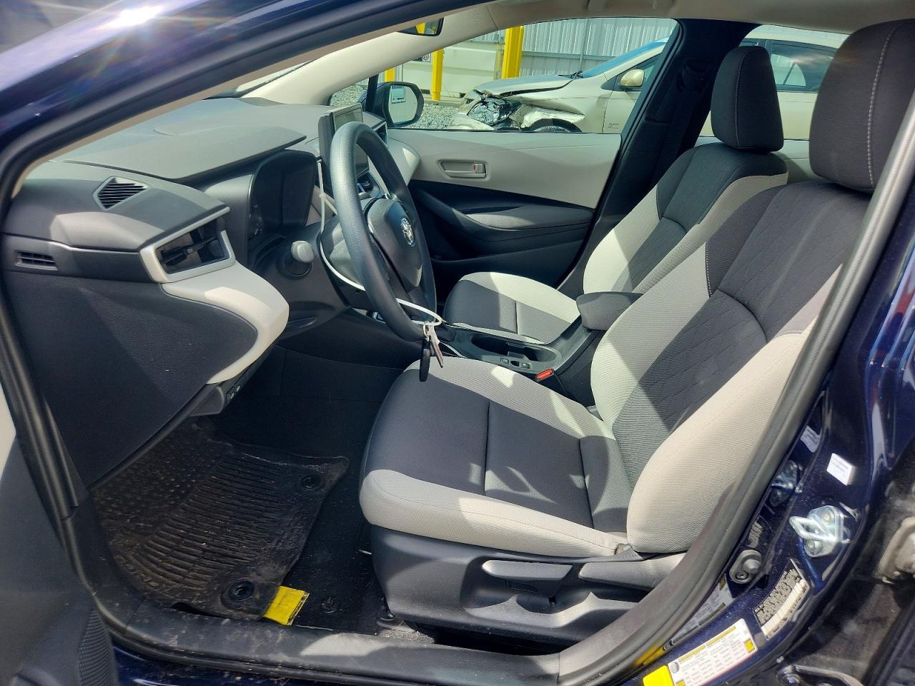 2025 Toyota Corolla Le - Фото 7