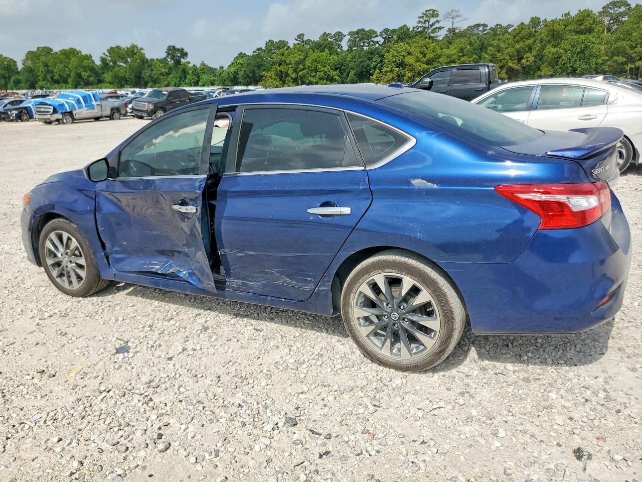 2019 Nissan Sentra Sv - Фото 2