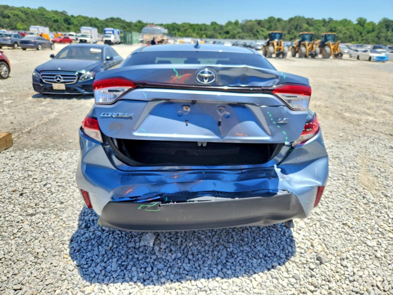 2020 Toyota Corolla Le - Image 6