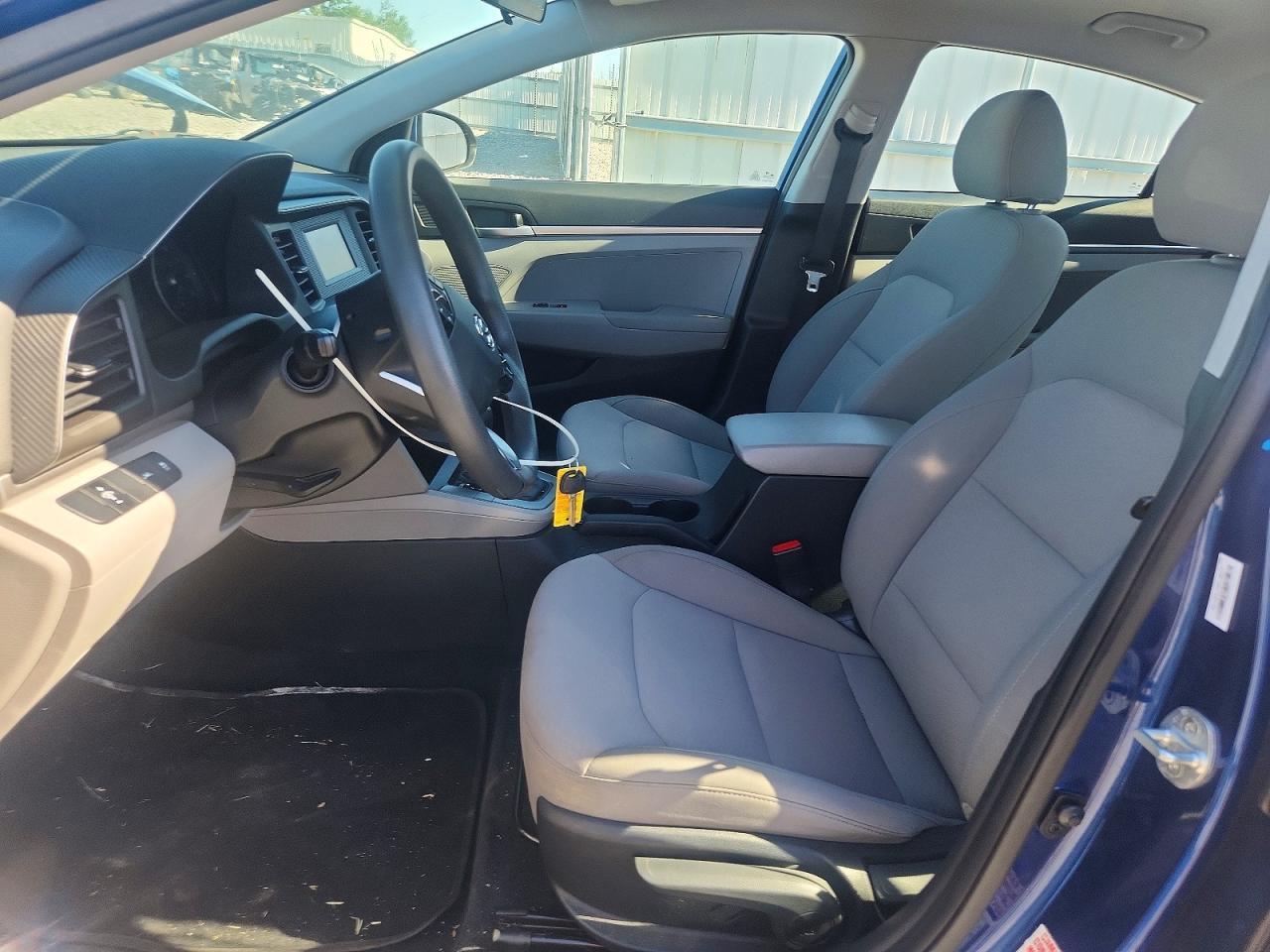 2020 Hyundai Elantra Se - Фото 7