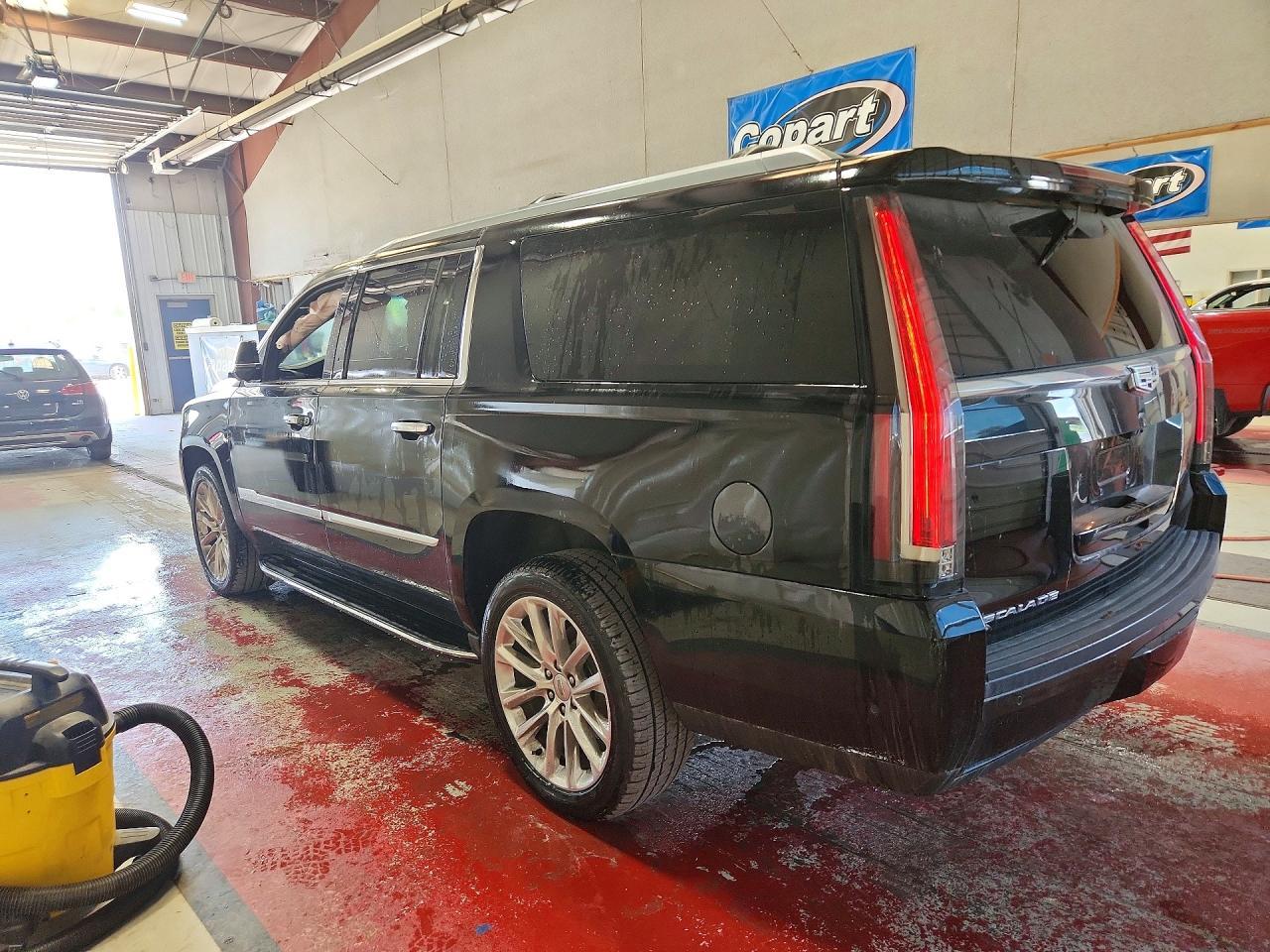 2019 Cadillac Escalade Esv Luxury - Фото 2
