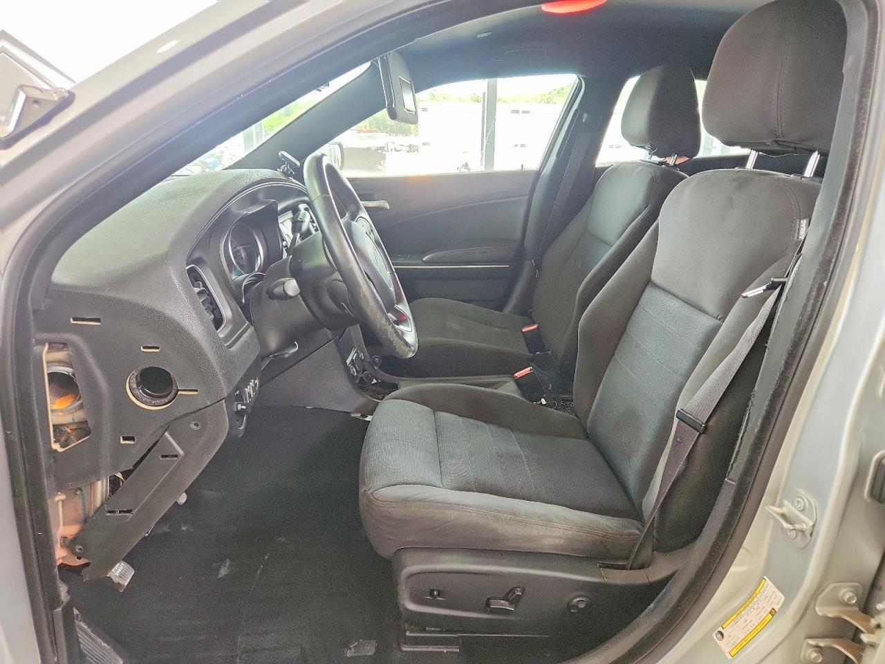 2019 Dodge Charger Police - Image 7