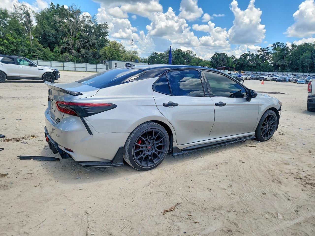 2022 Toyota Camry Xse - Image 3