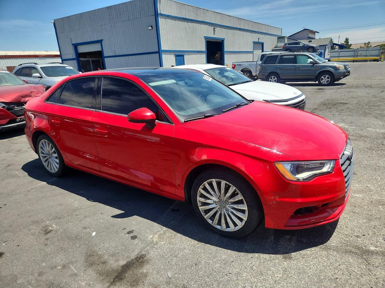 2016 Audi A3 Premium - Фото 4