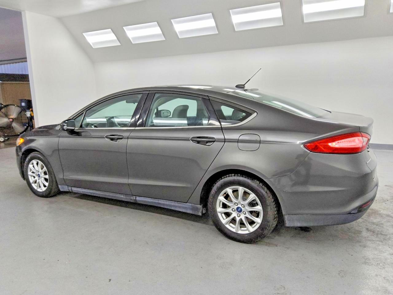 2016 Ford Fusion S - Image 2