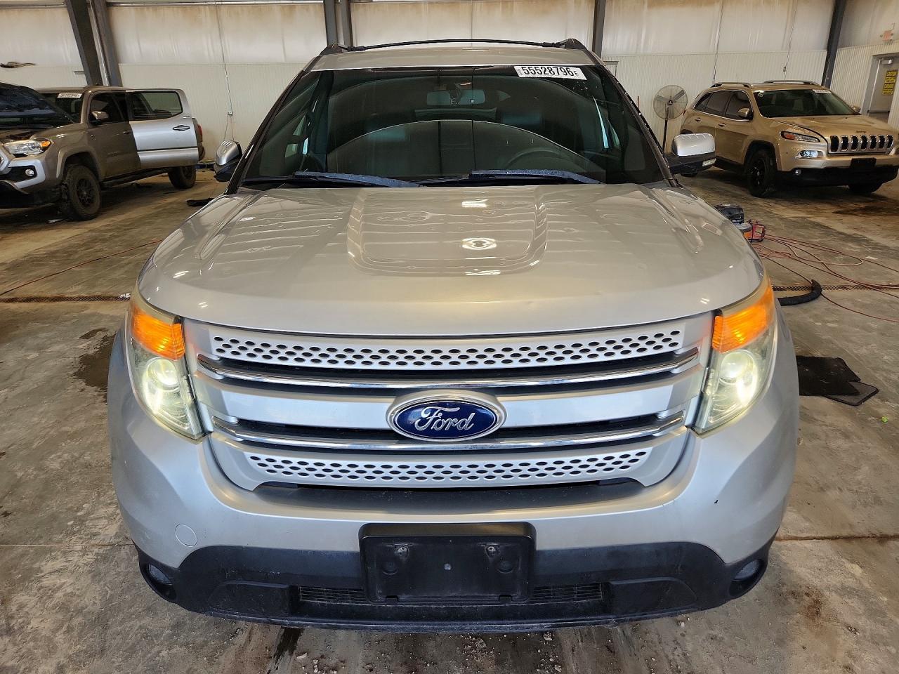2011 Ford Explorer Limited - Image 5