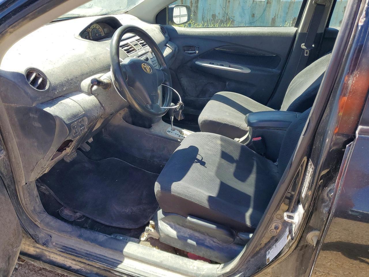 2008 Toyota Yaris Base - Фото 7