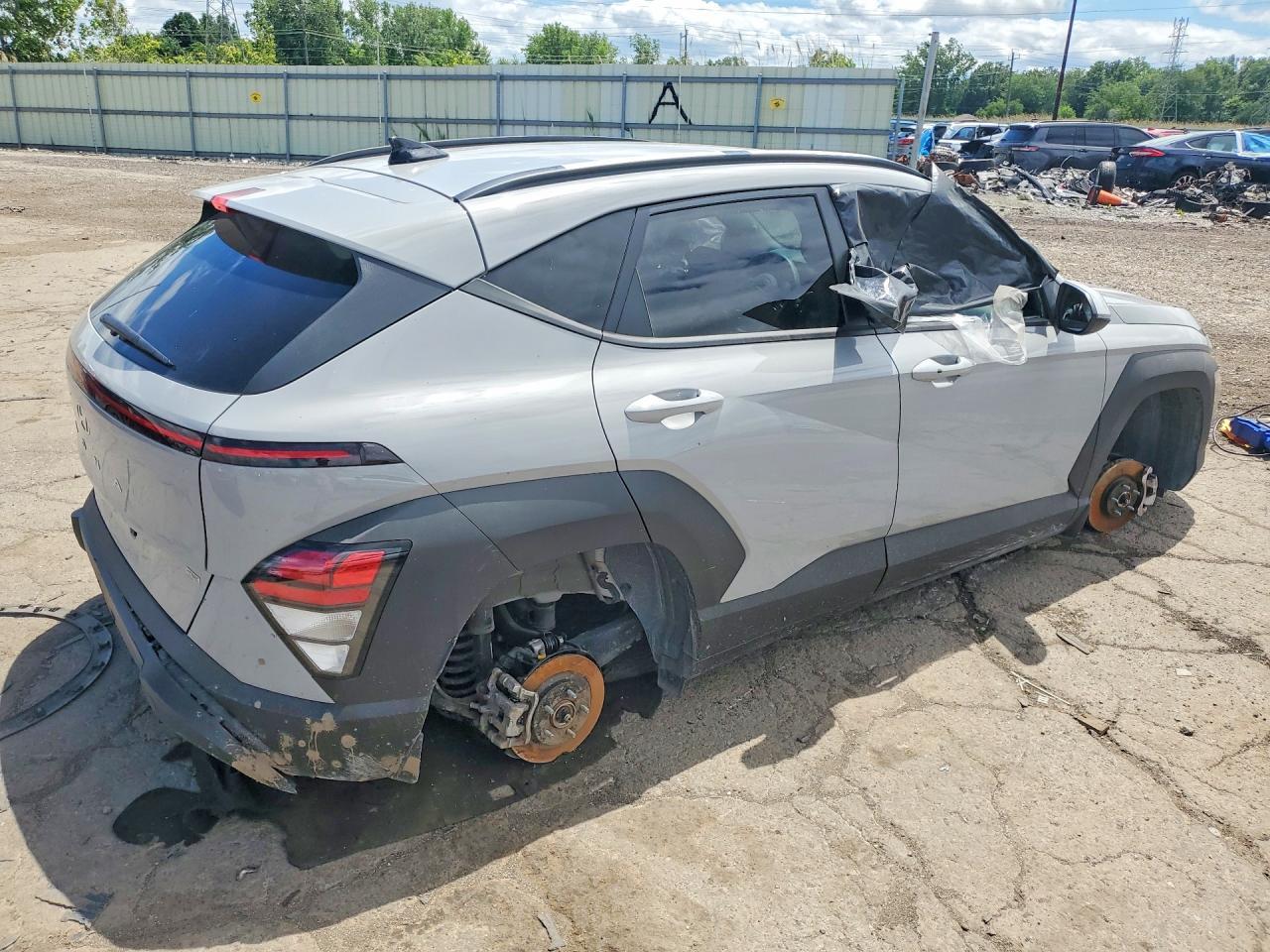 2025 Hyundai Kona Sel - Фото 3