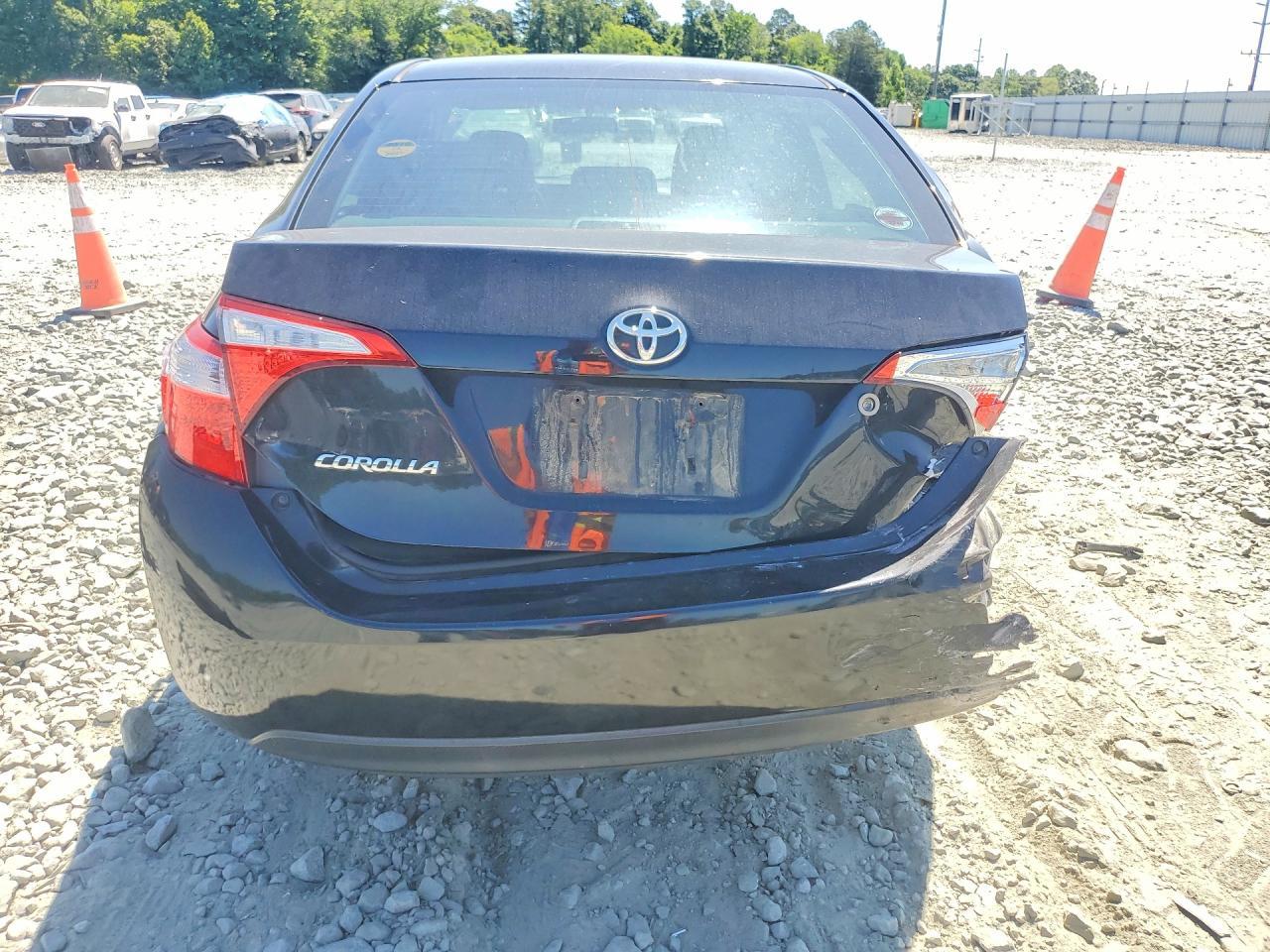 2015 Toyota Corolla L - Фото 6