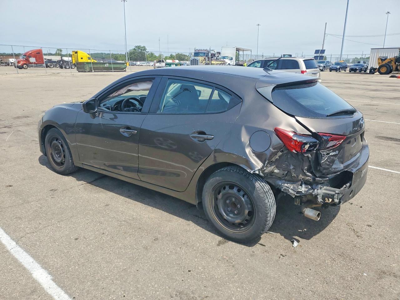 2016 Mazda 3 Sport - Фото 2