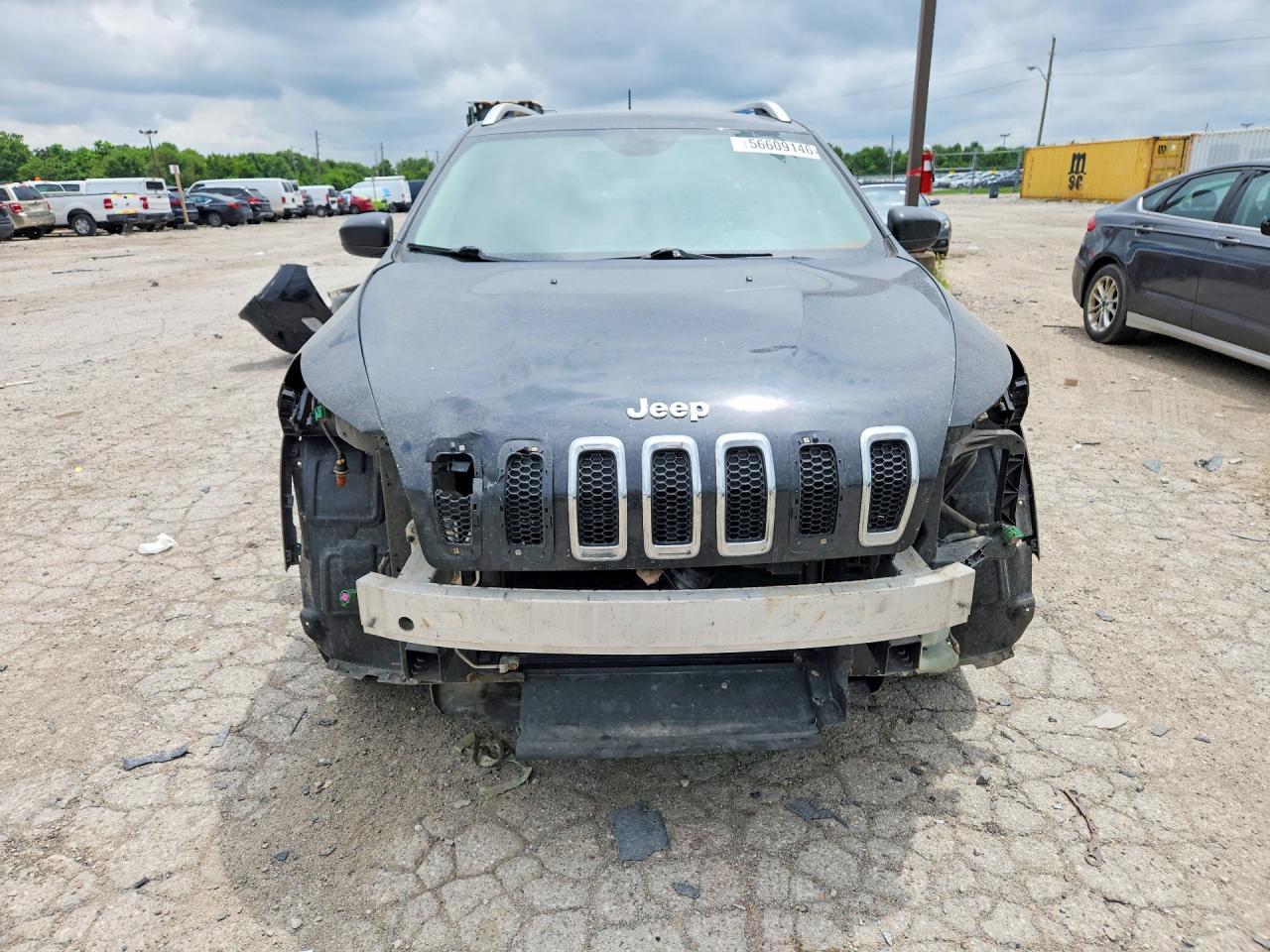 2016 Jeep Cherokee Latitude - Image 5