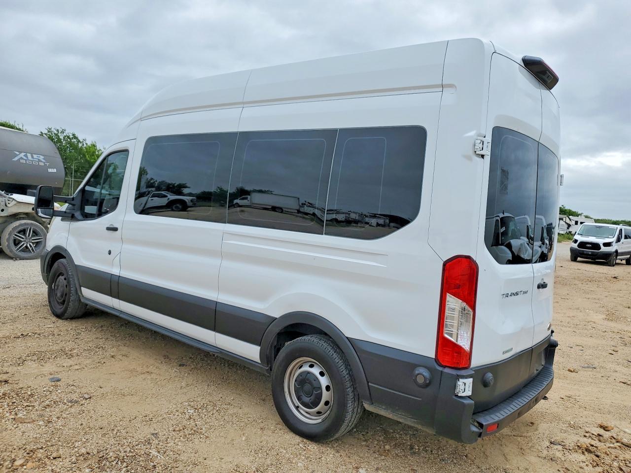 2022 Ford Transit T-350 - Image 2