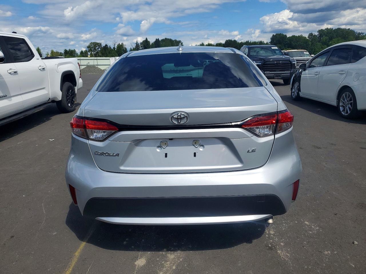 2023 Toyota Corolla Le - Image 6