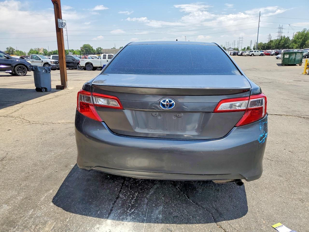 2012 Toyota Camry Hybrid Le - Фото 6