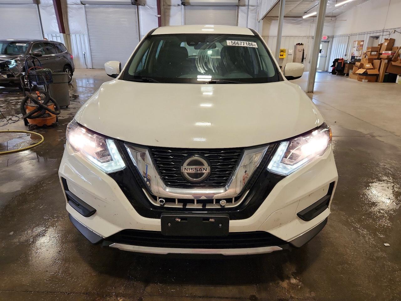 2019 Nissan Rogue S - Image 5