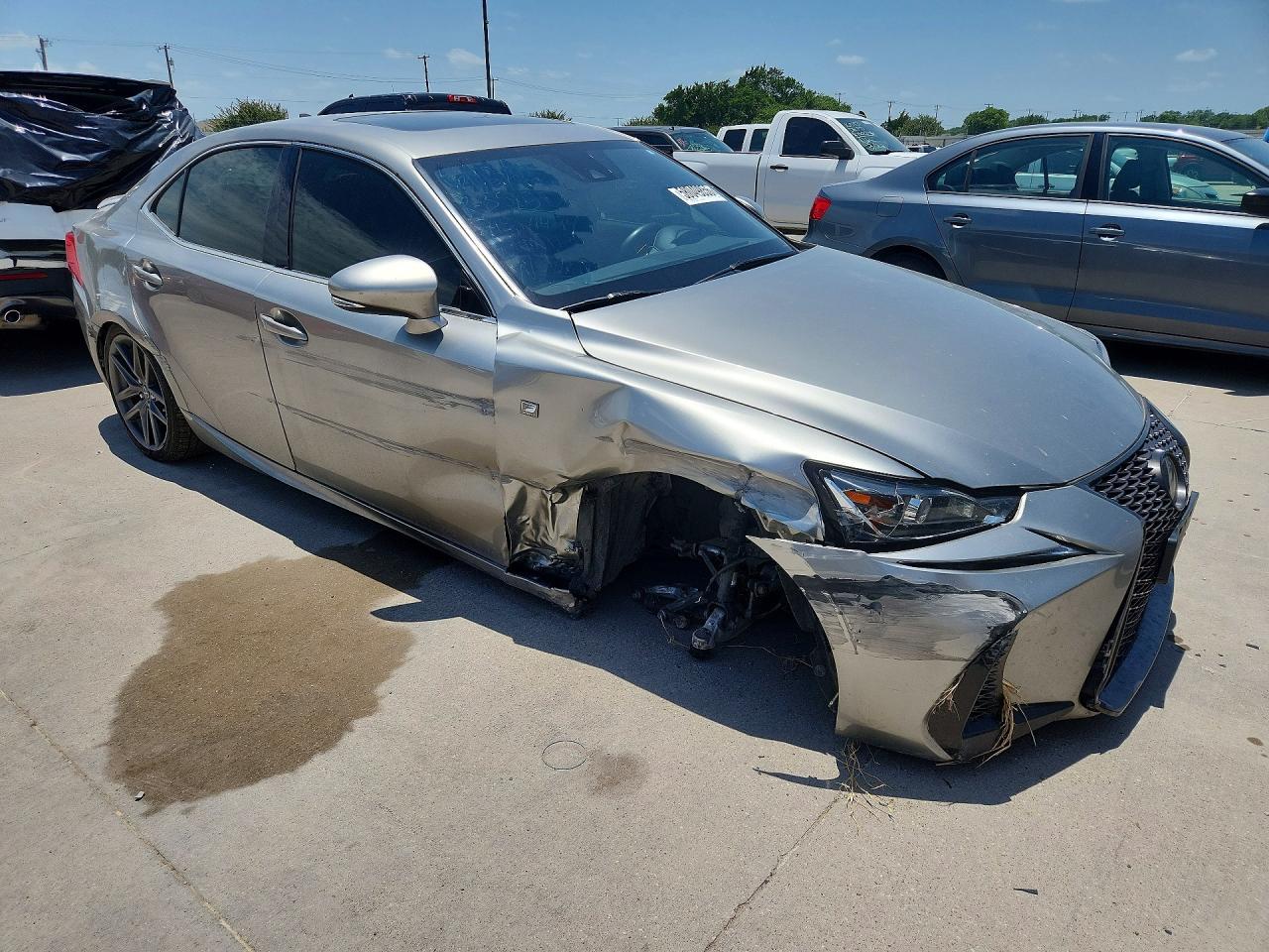 2018 Lexus Is 300 - Image 4