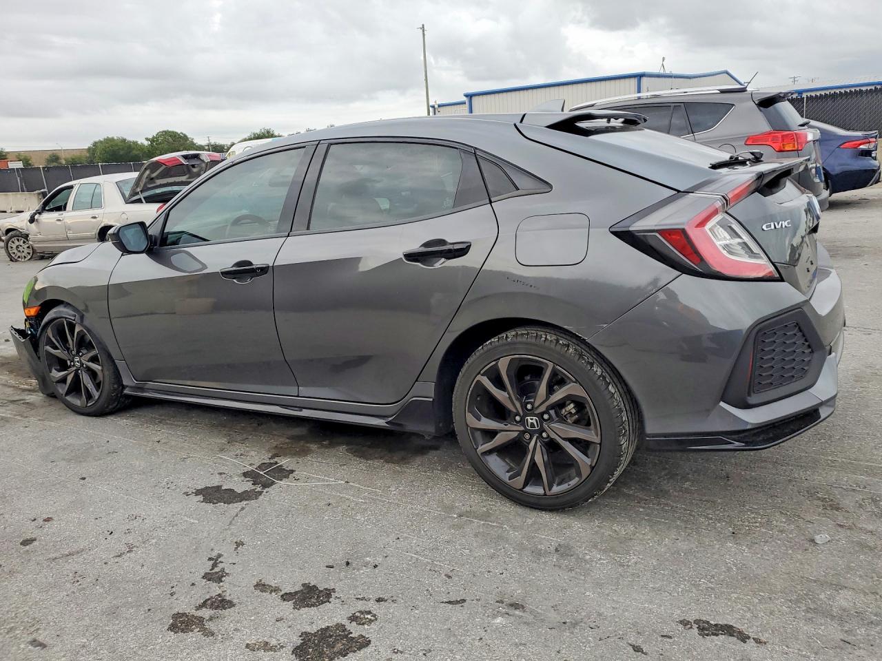 2018 Honda Civic Sport - Фото 2