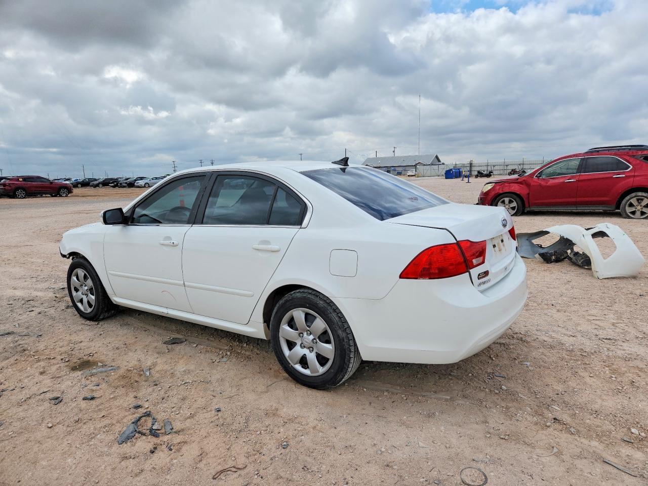 2009 Kia Optima Lx - Image 2