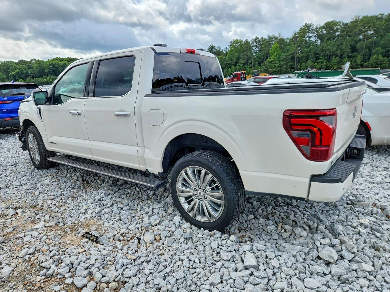2024 Ford F150 Platinum - Фото 2