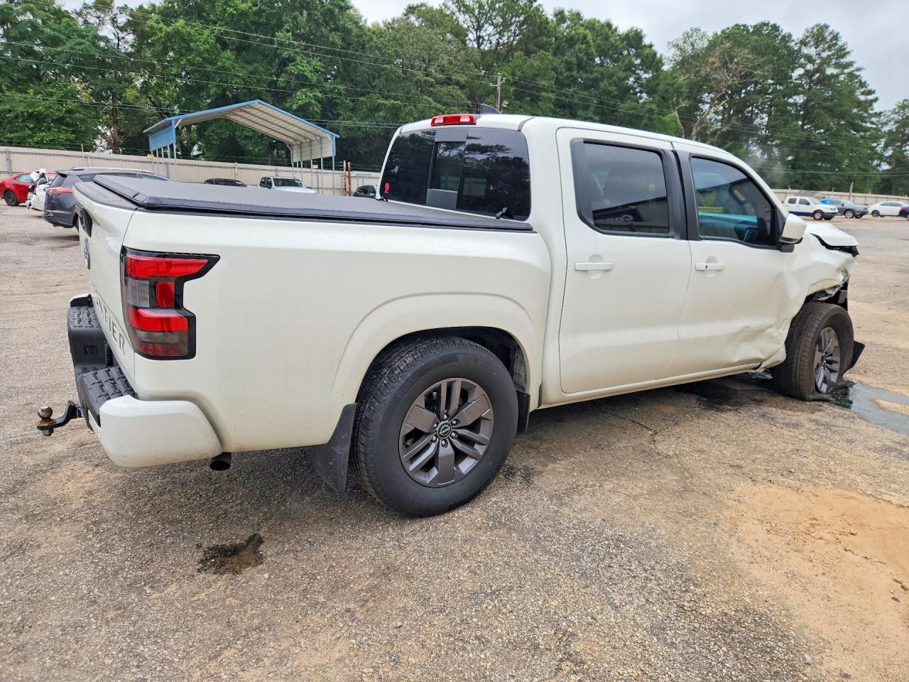 2025 Nissan Frontier Sv - Image 3