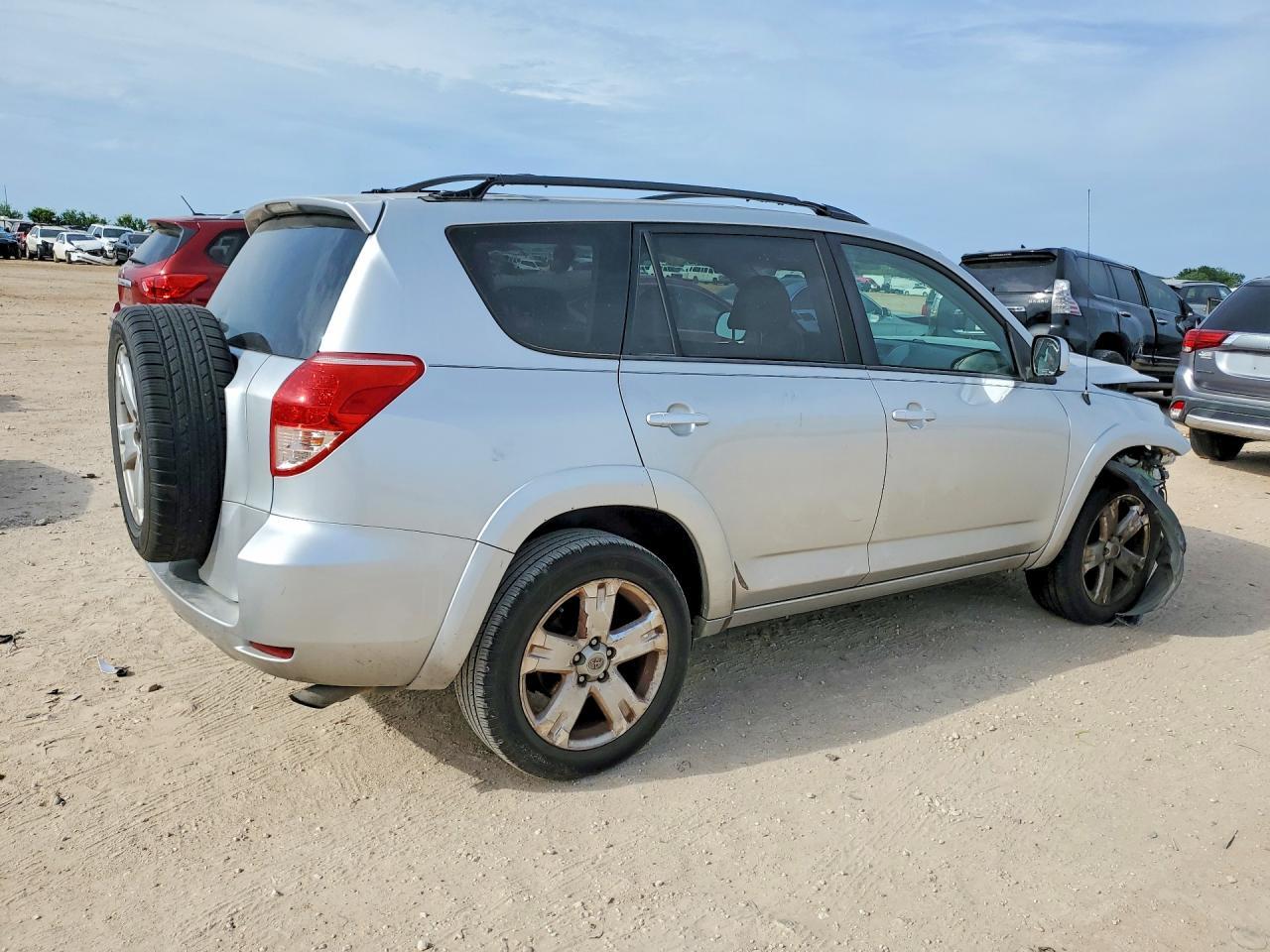 2008 Toyota Rav4 Sport - Image 3