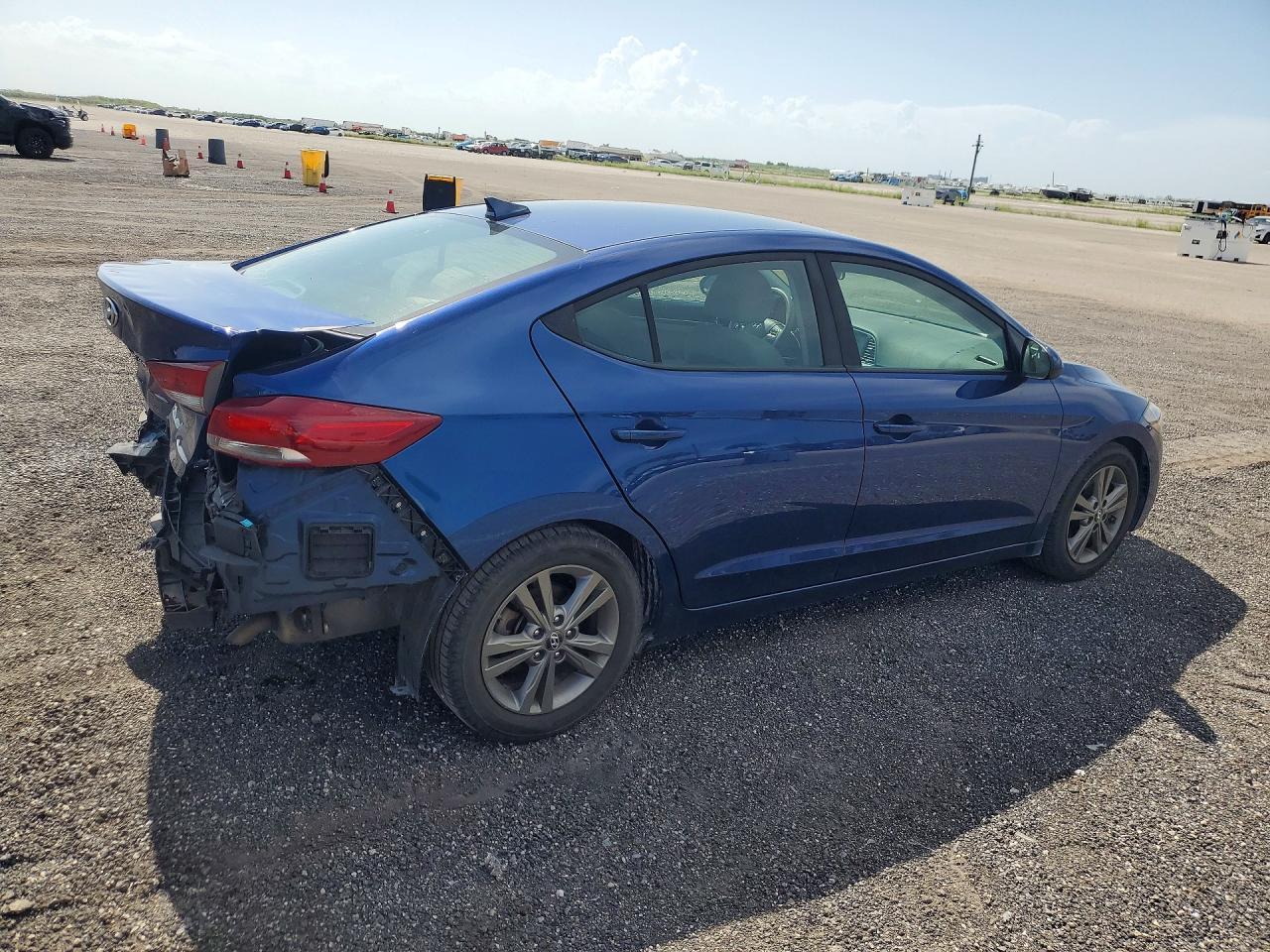 2018 Hyundai Elantra Sel - Image 3