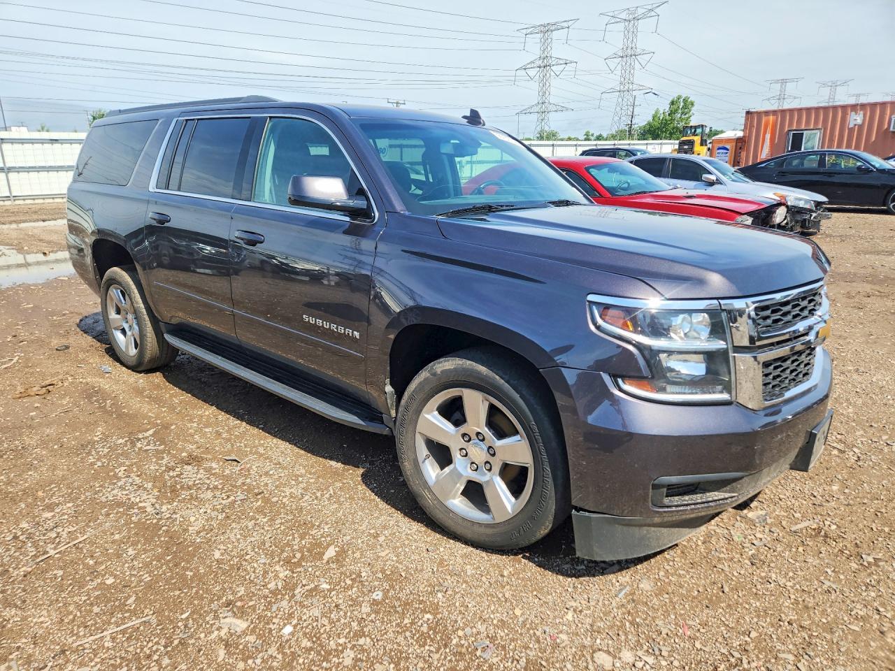 2017 Chevrolet Suburban K1500 Ls - Фото 4