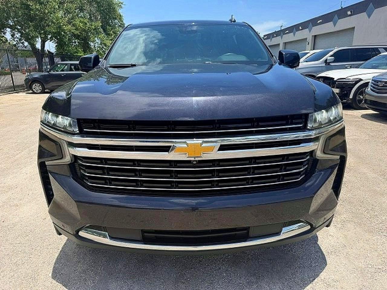 2023 Chevrolet Suburban C1500 Lt - Image 5