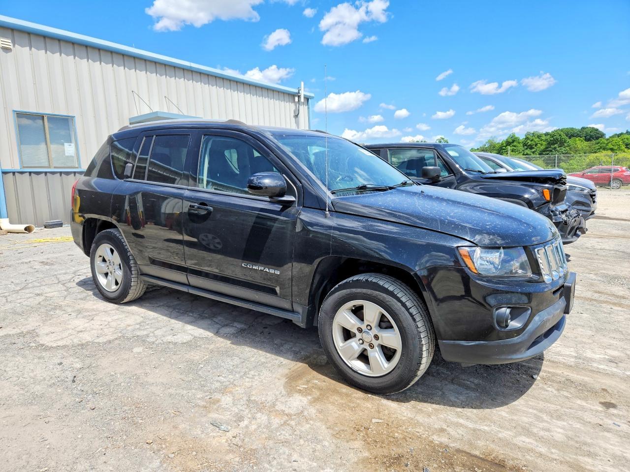 2016 Jeep Compass Latitude - Фото 4
