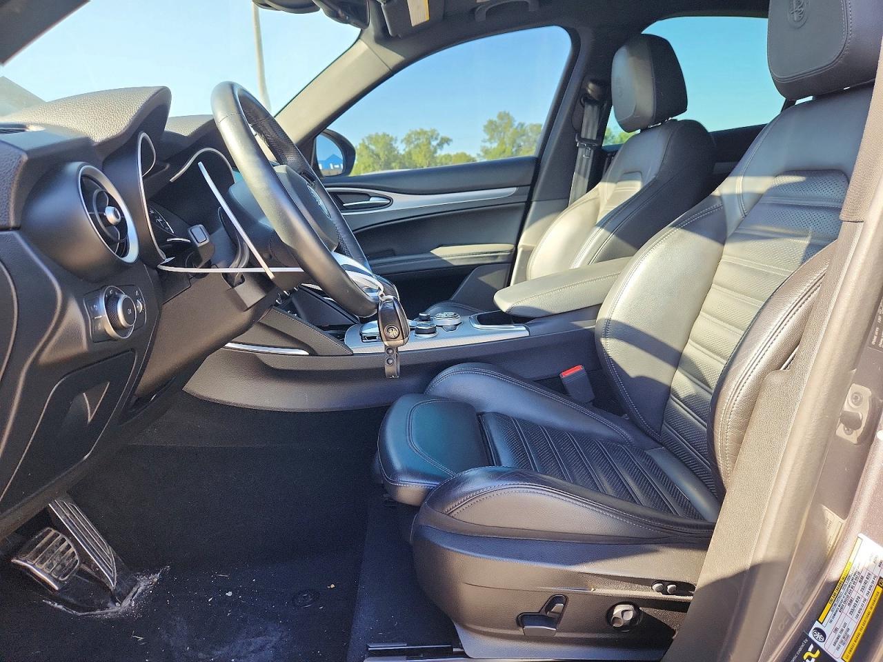 2021 Alfa Romeo Stelvio Ti - Фото 7