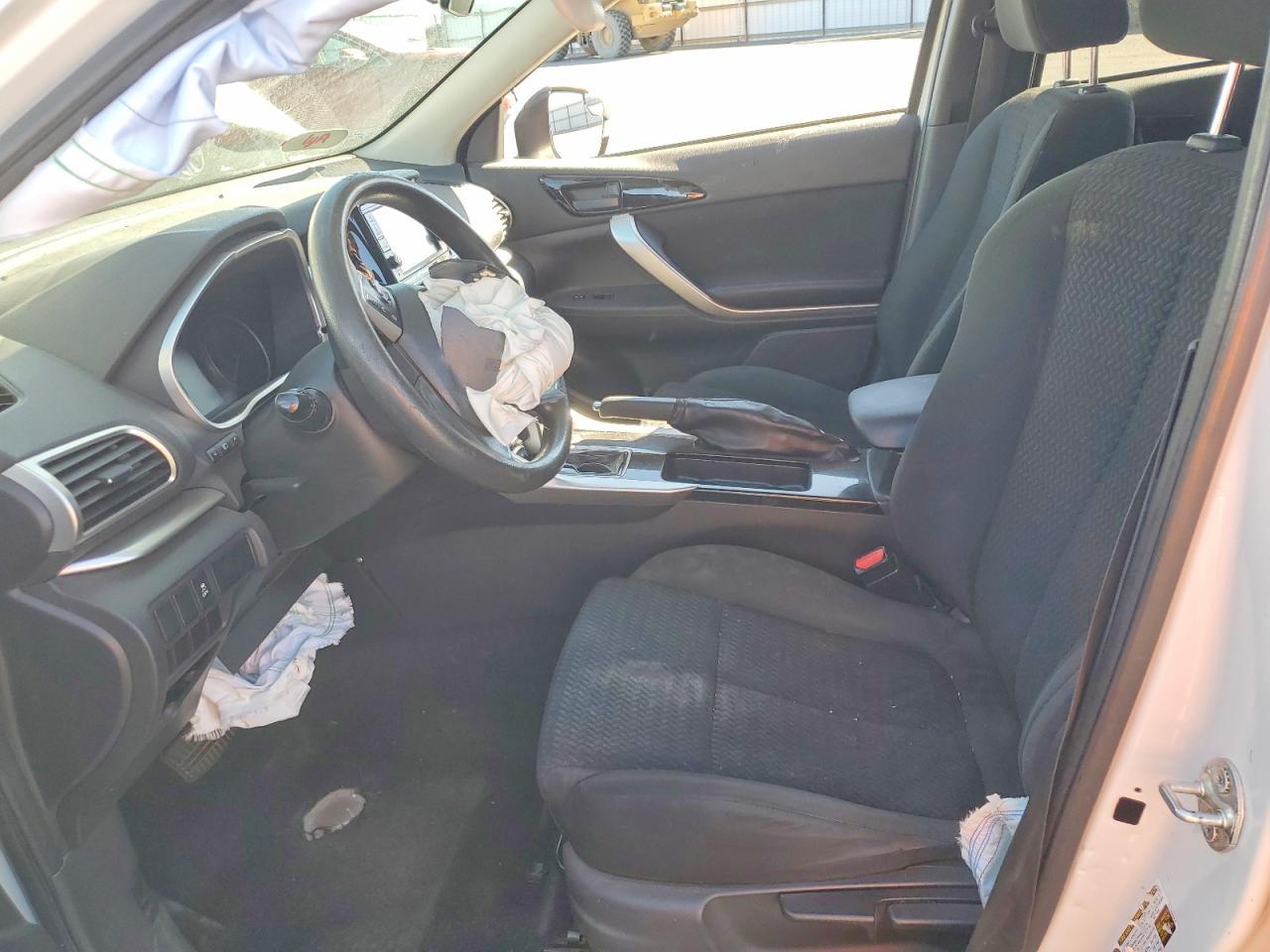 2019 Mitsubishi Eclipse Cross Es - Image 7