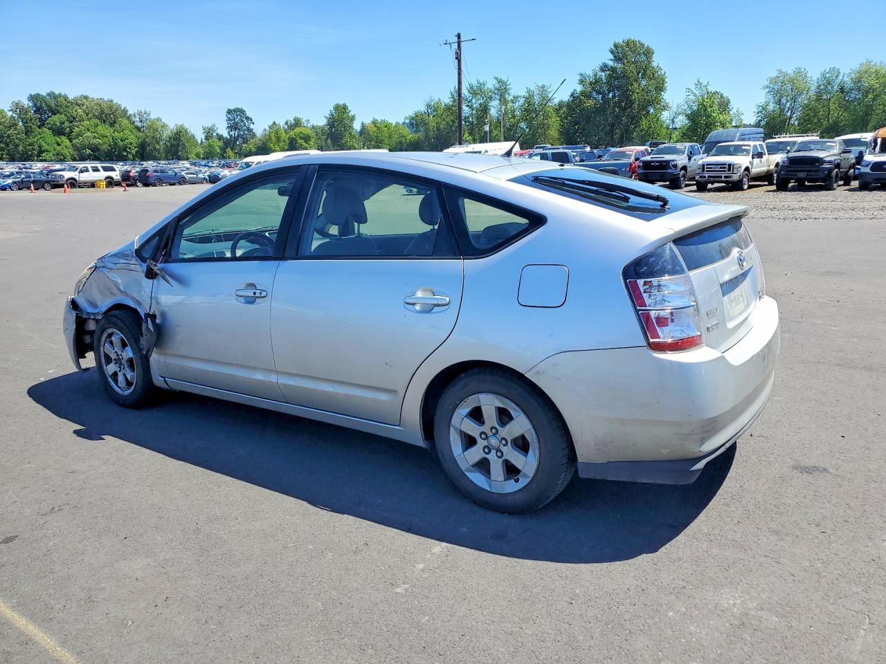 2005 Toyota Prius Base - Фото 2