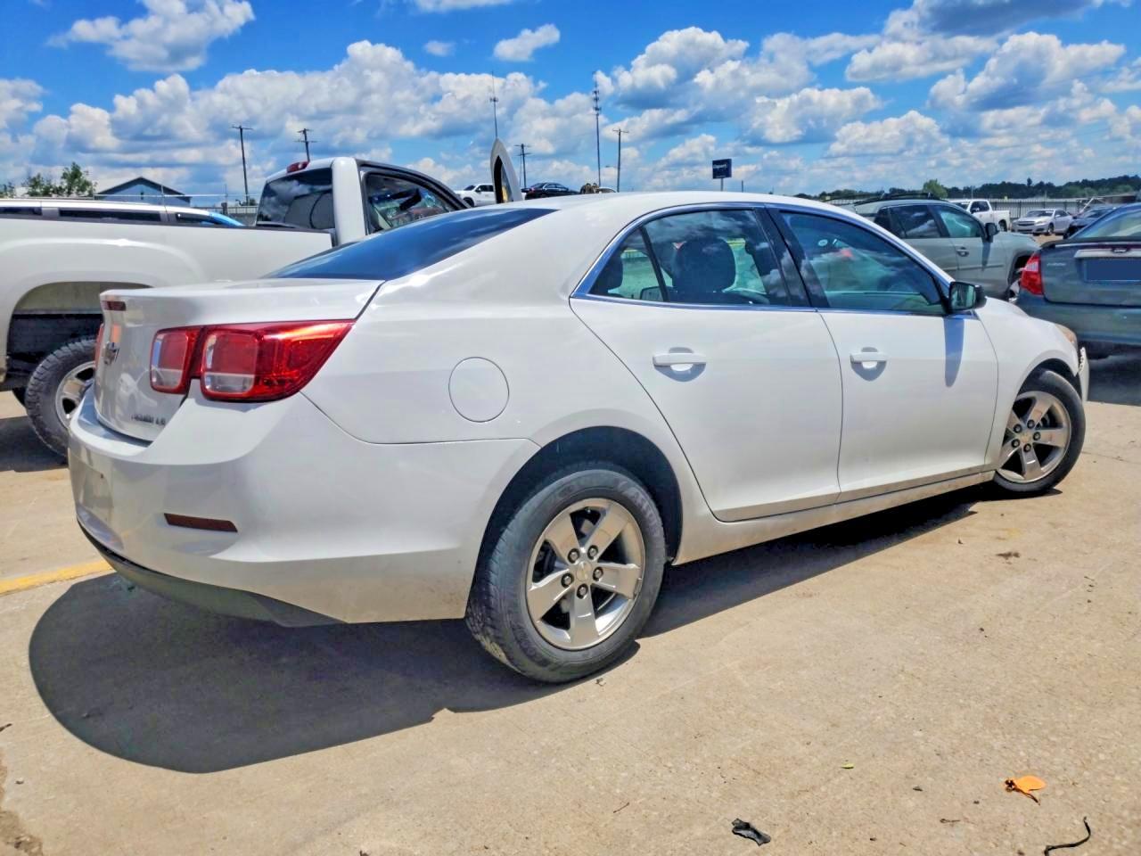 2015 Chevrolet Malibu Ls - Фото 3