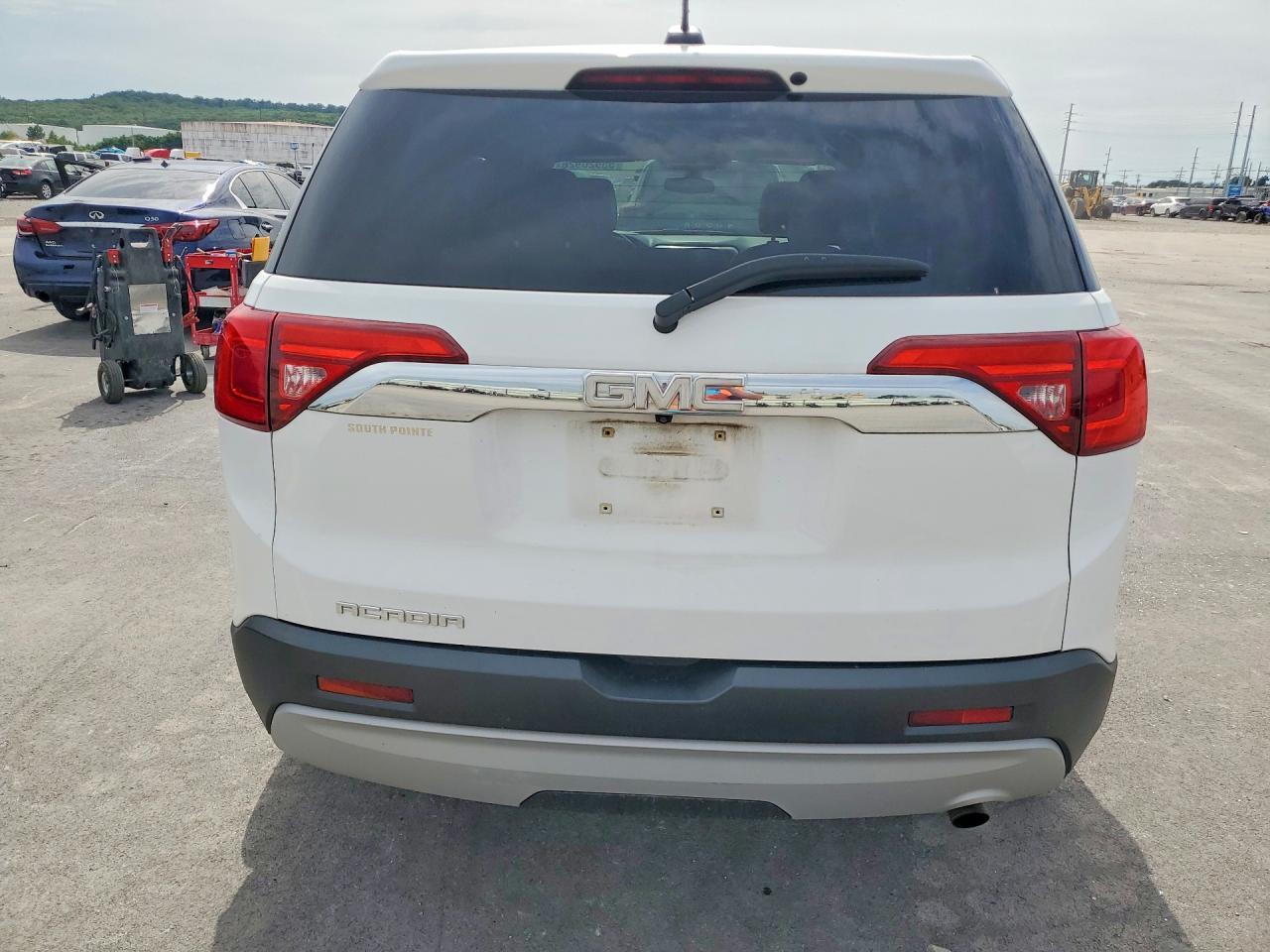 2018 GMC Acadia Sle - Фото 6