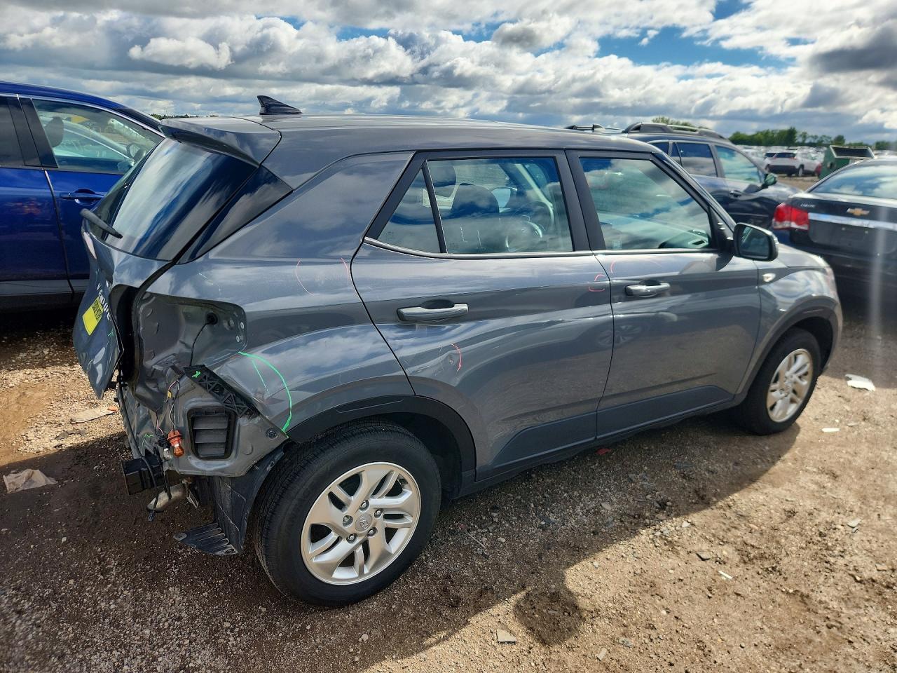 2021 Hyundai Venue Se - Фото 3
