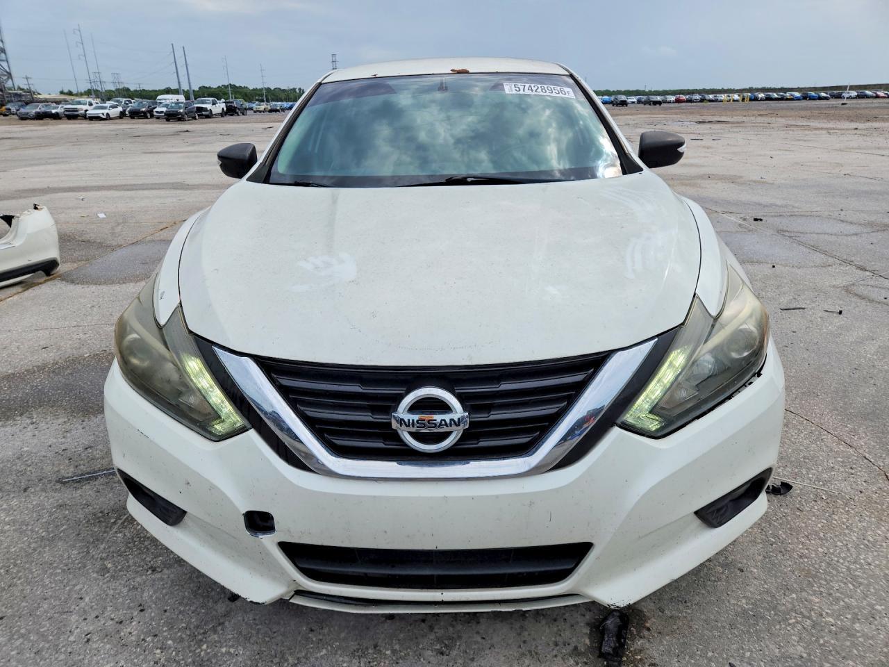2017 Nissan Altima 2.5 Sr - Image 5