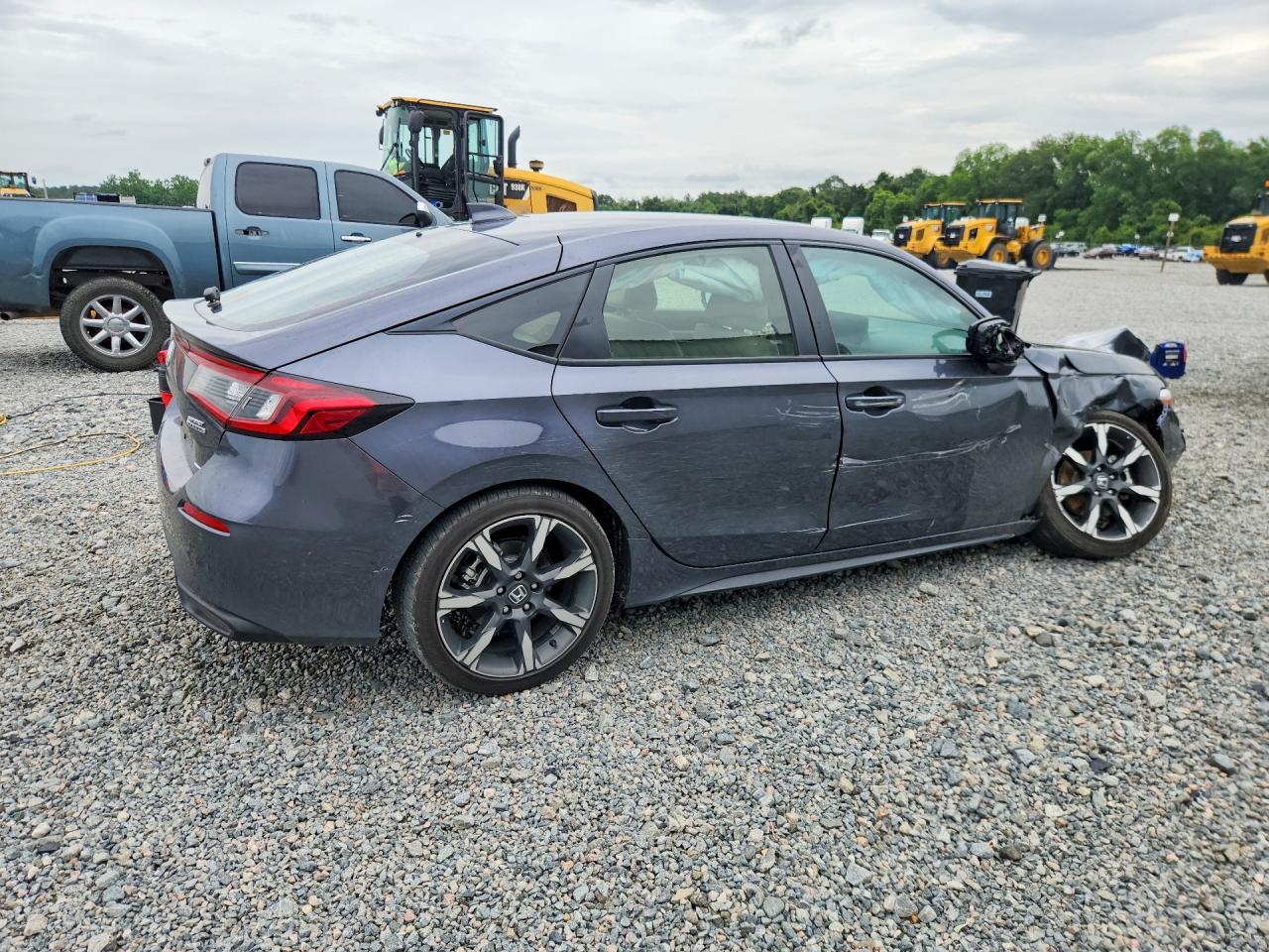 2025 Honda Civic Sport Touring - Image 3