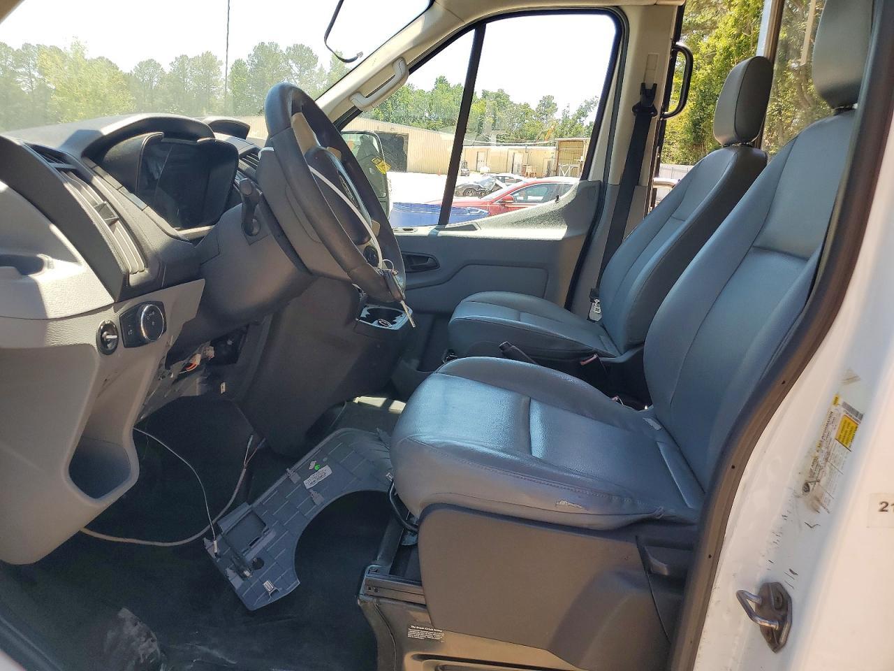 2018 Ford Transit T-350 Handicap Accessible - Image 7