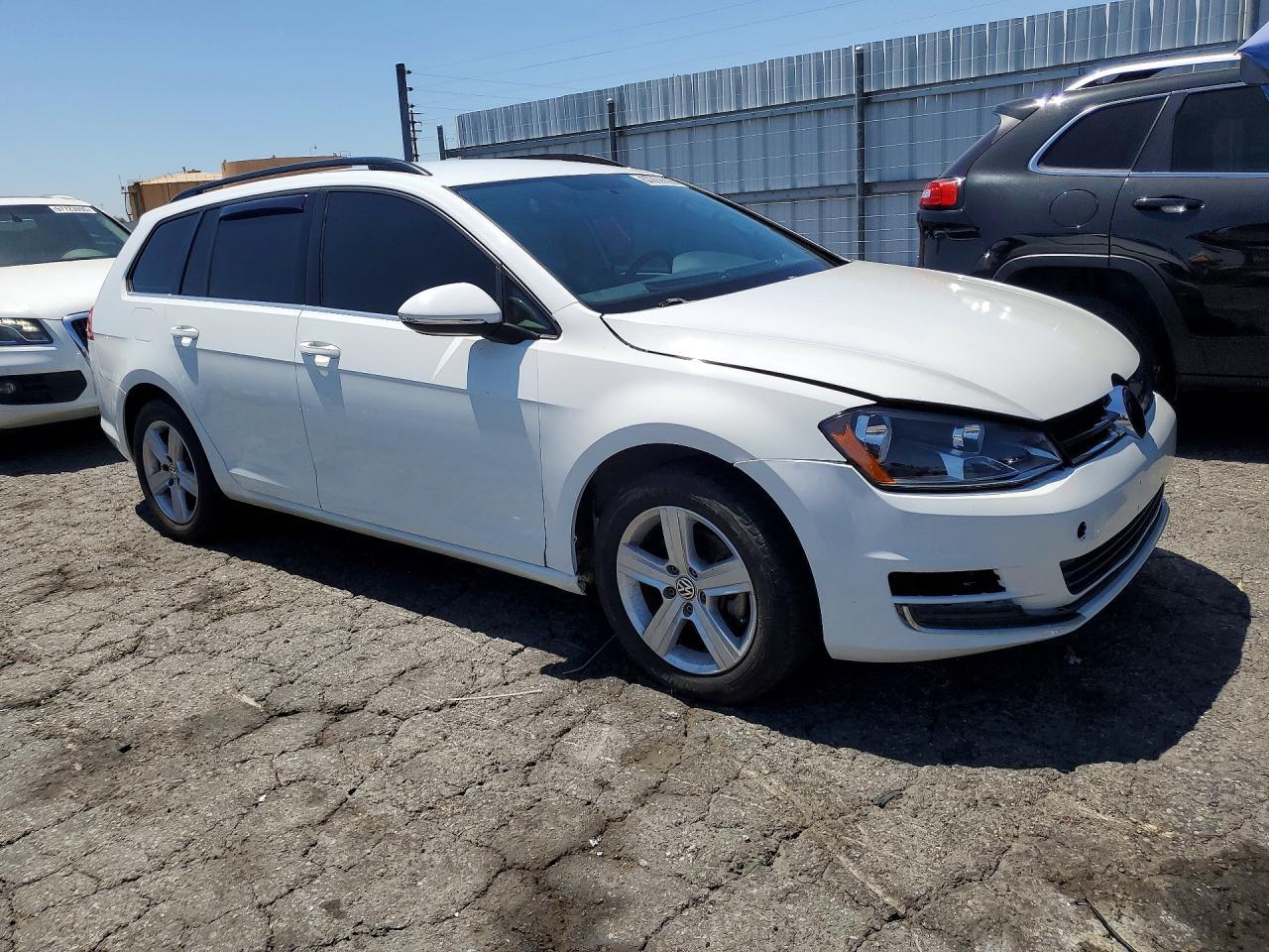 2015 Volkswagen Golf Sportwagen Tdi S - Фото 4