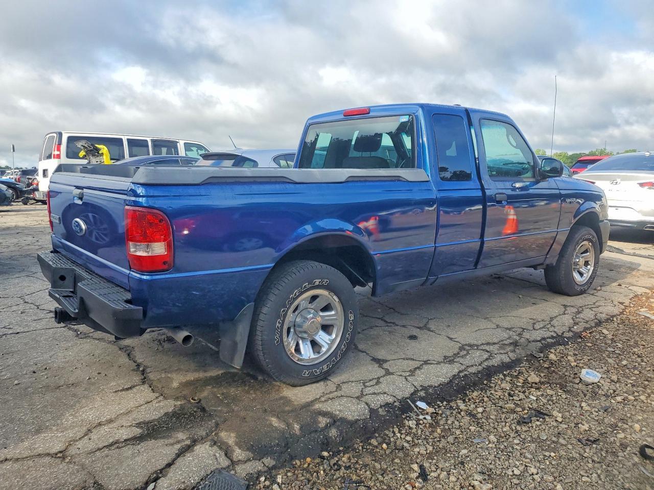 2011 Ford Ranger Super Cab - Фото 3