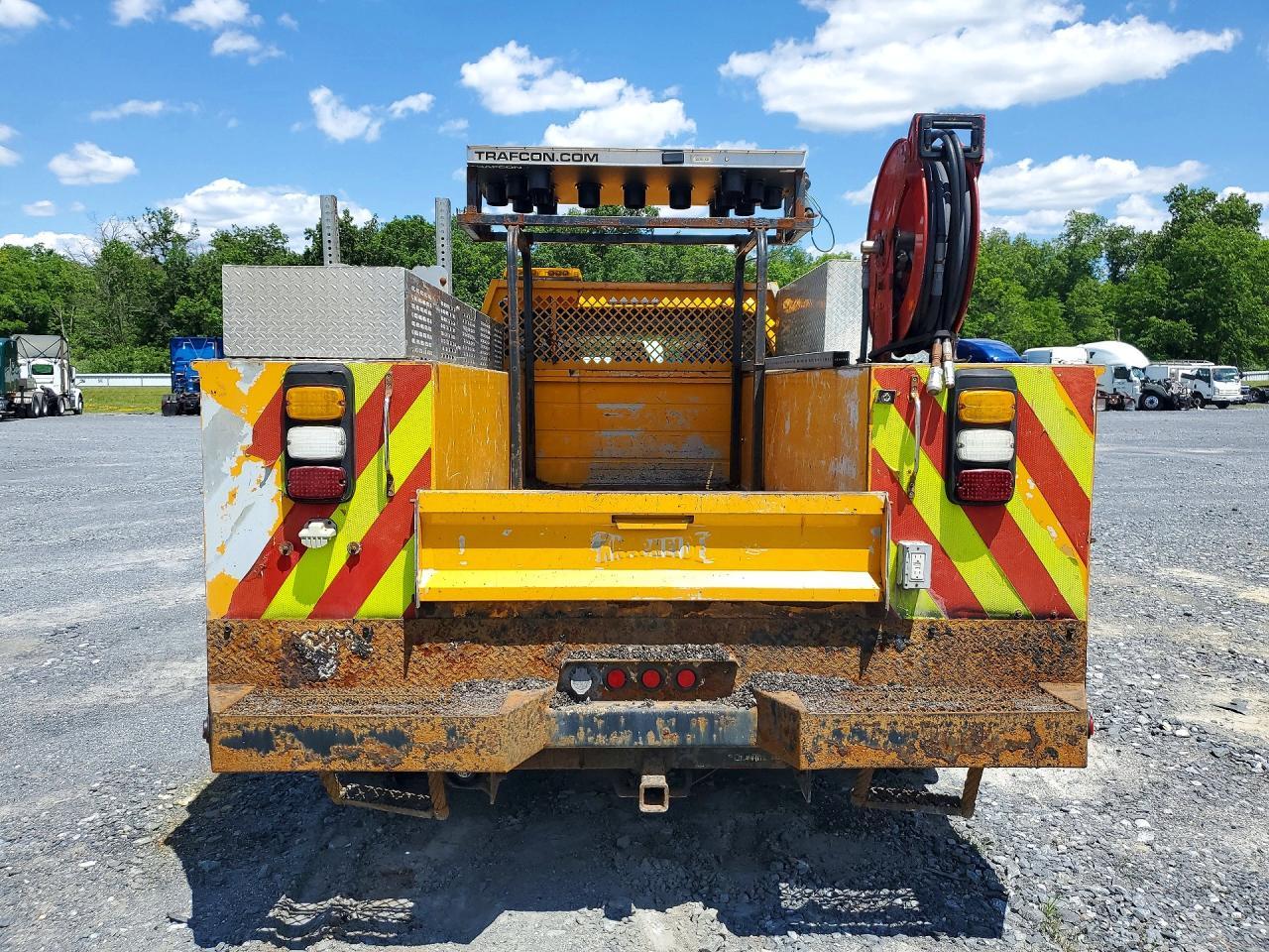 2015 Ford F550 Xl - Фото 6