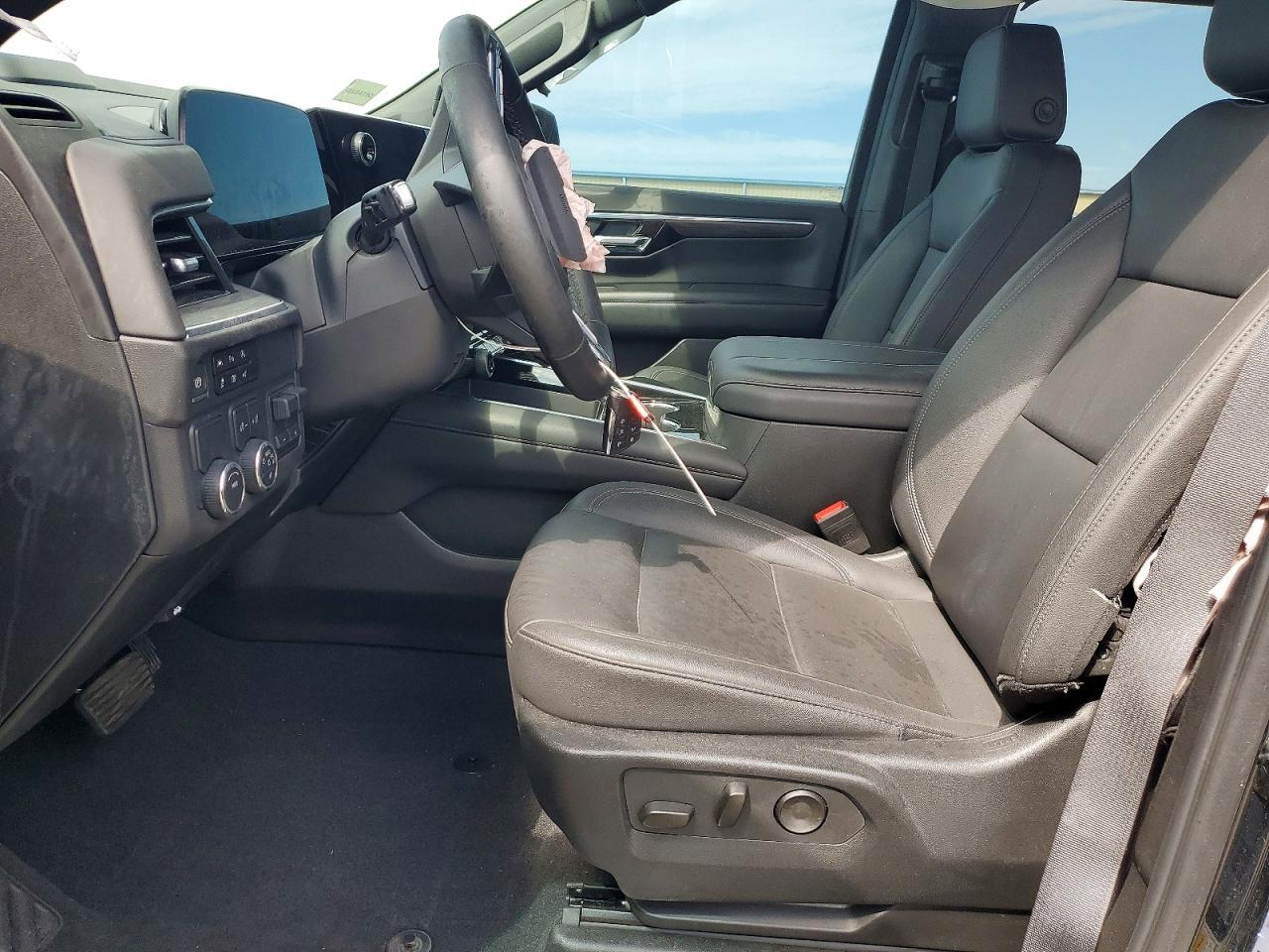 2025 Chevrolet Suburban C1500 Lt - Image 7