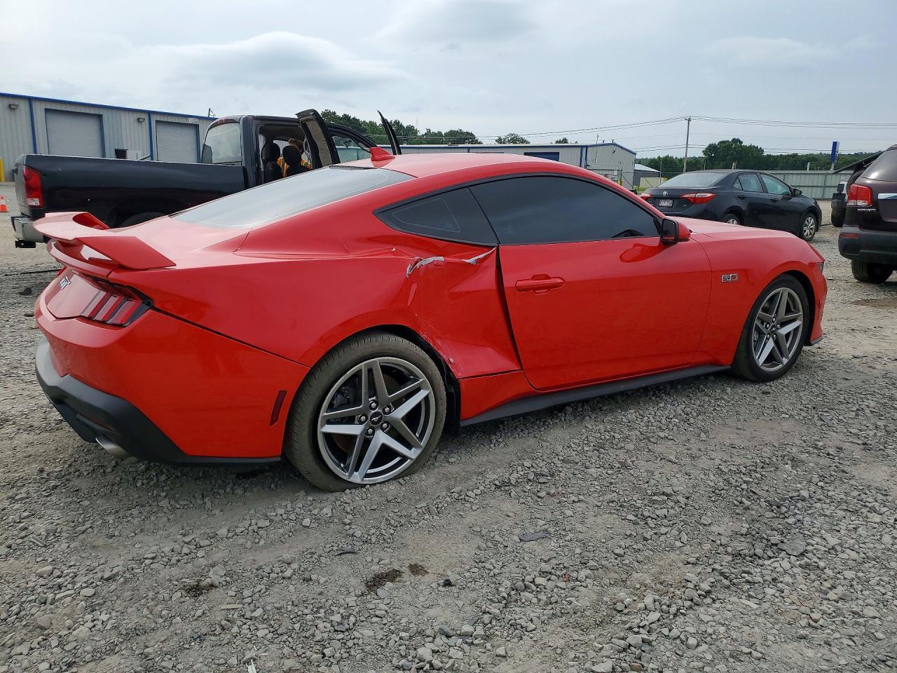2024 Ford Mustang Gt - Image 3