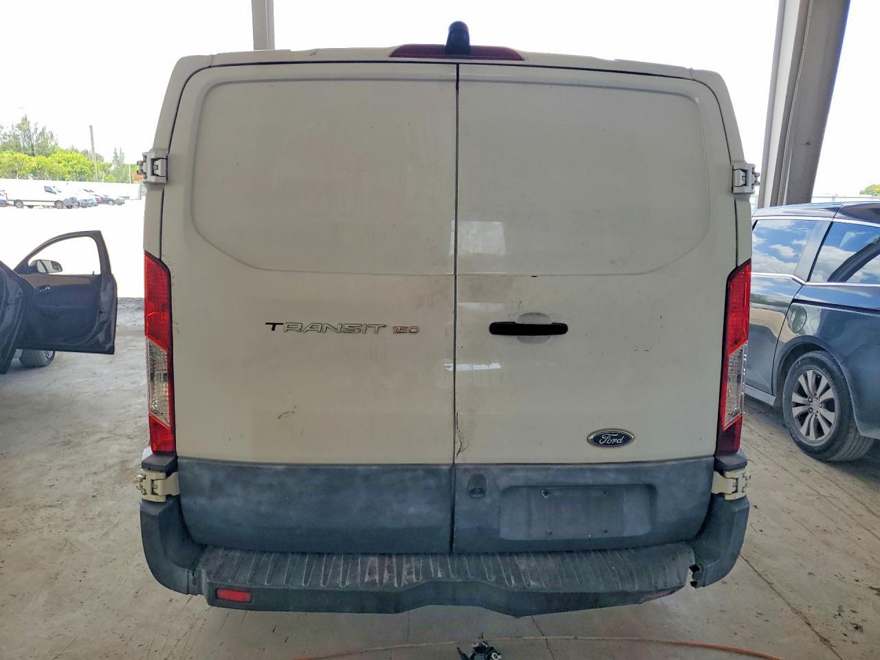 2016 Ford Transit T-150 - Image 6