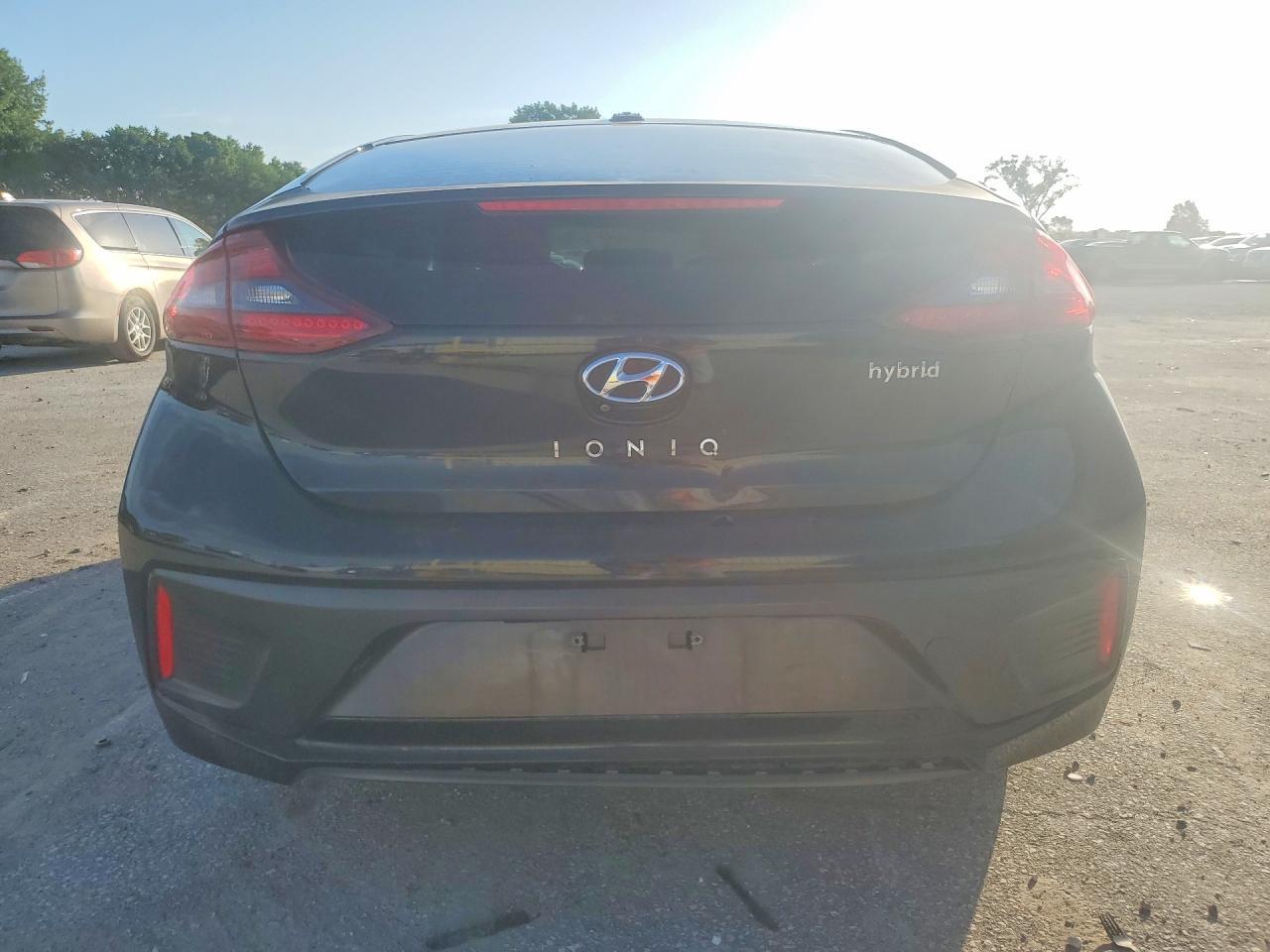 2018 Hyundai Ioniq Sel - Фото 6
