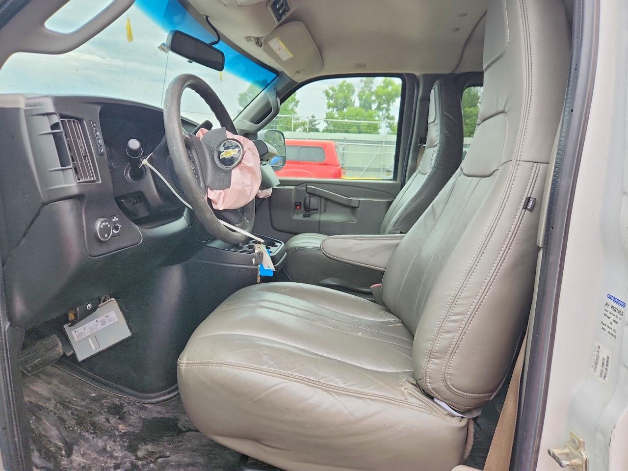 2018 Chevrolet Express G3500 Ls - Image 7