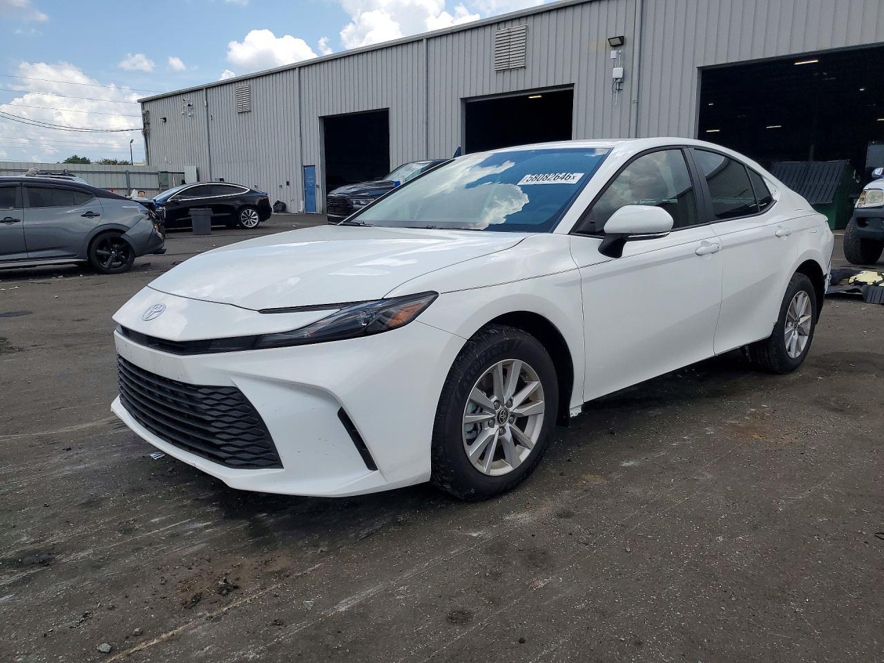 2026 Toyota Camry Le