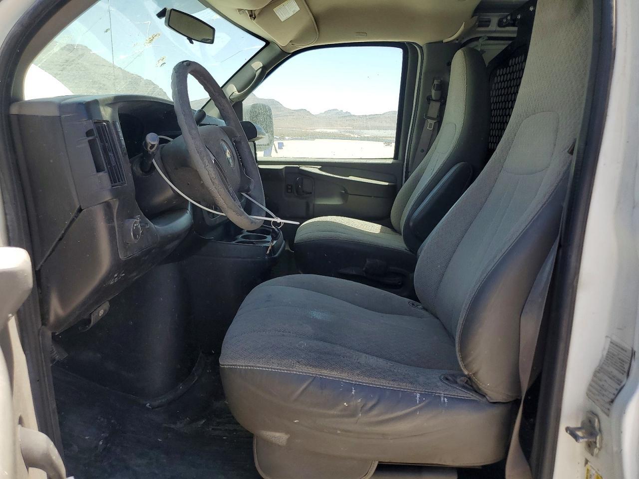 2012 Chevrolet Express 1500 Cargo Delivery Van - Фото 7
