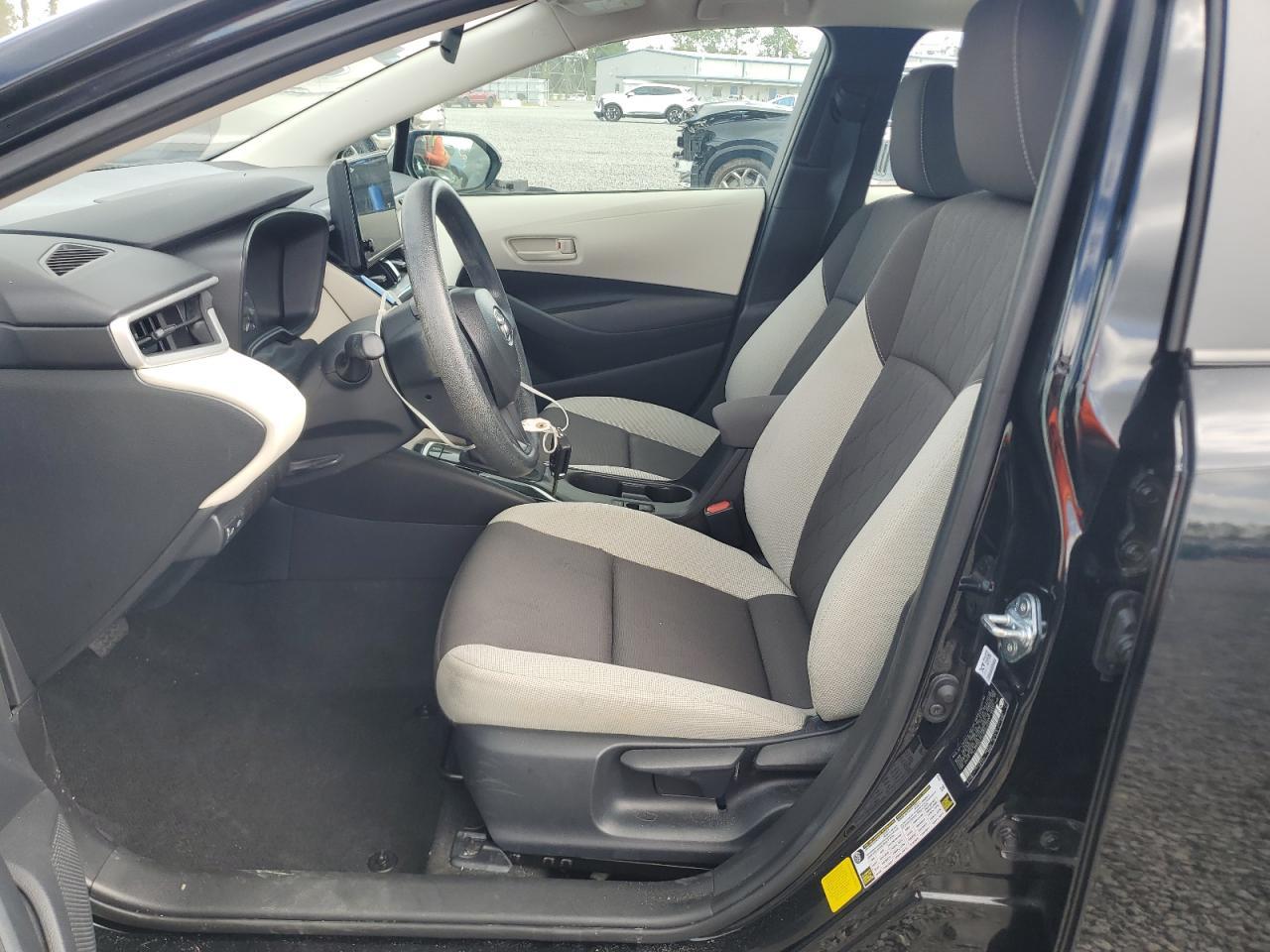 2025 Toyota Corolla Le - Image 7